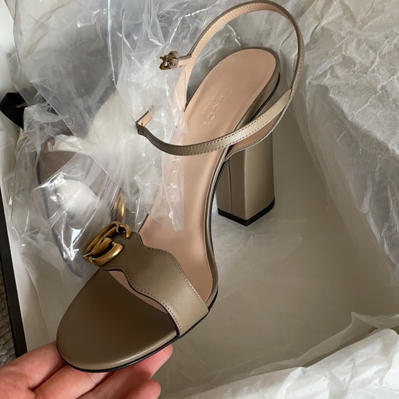 ❌SOLD❌AUTHENTIC GUCCI MARMONT 105 SANDAL TAUPE - Picture 14 of 16